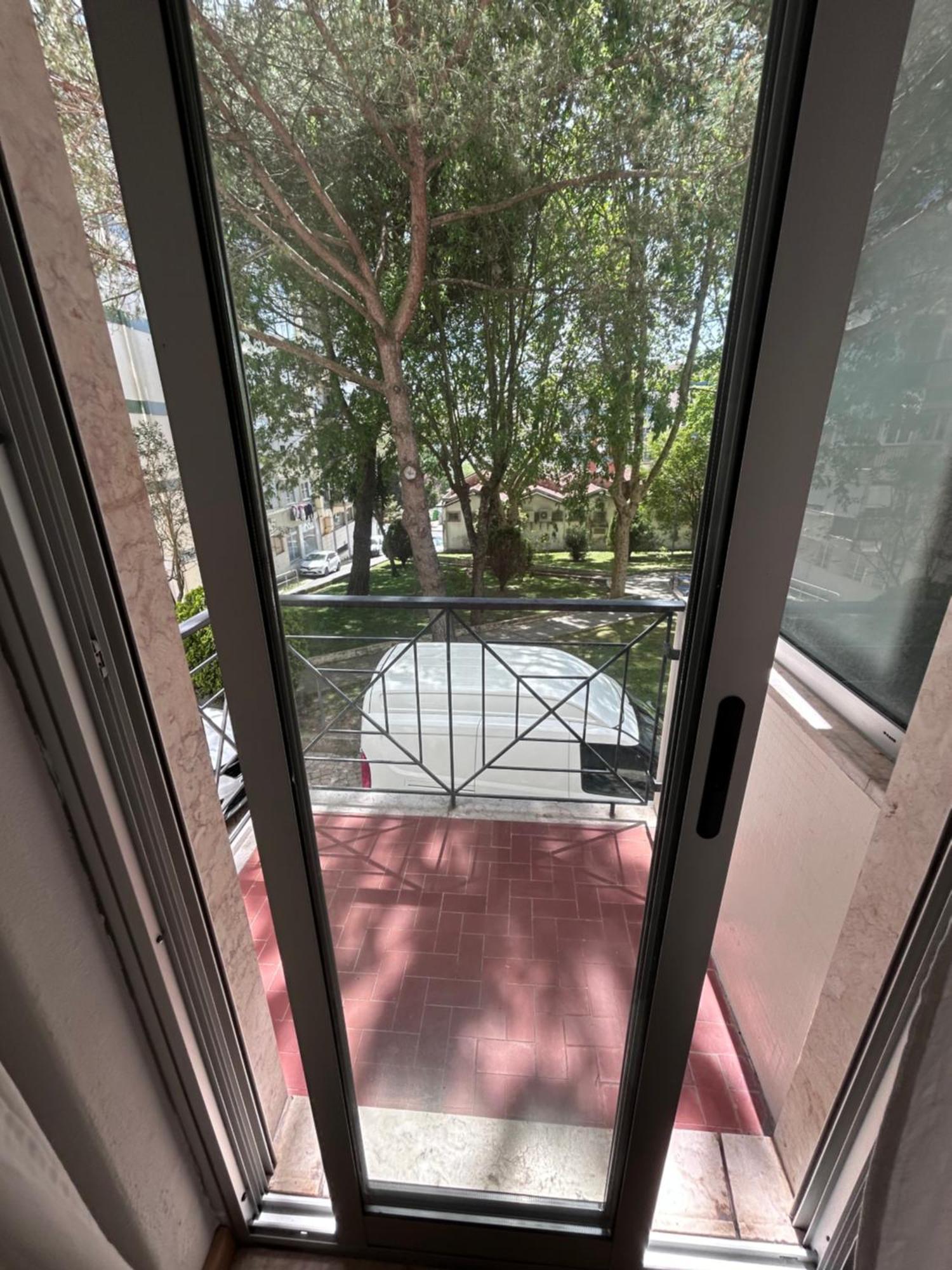 Apartamento Acolhedor Em Queluz Exterior foto